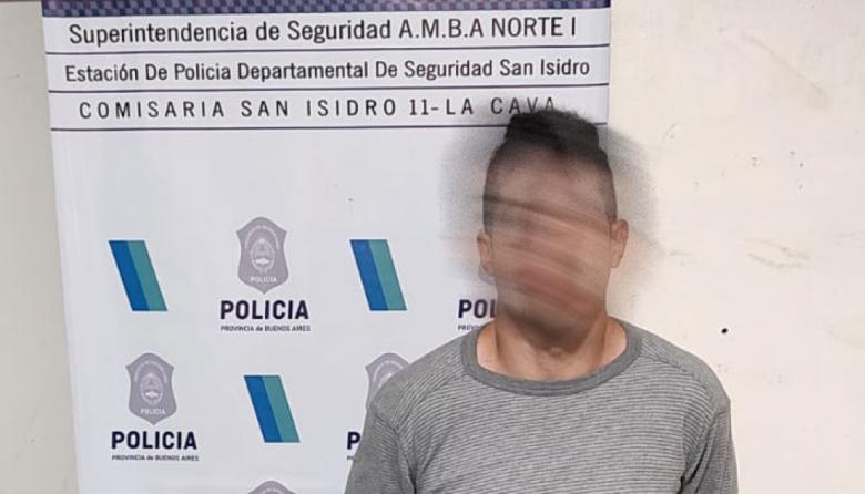 San Isidro: detienen a un hombre con varias armas de guerra