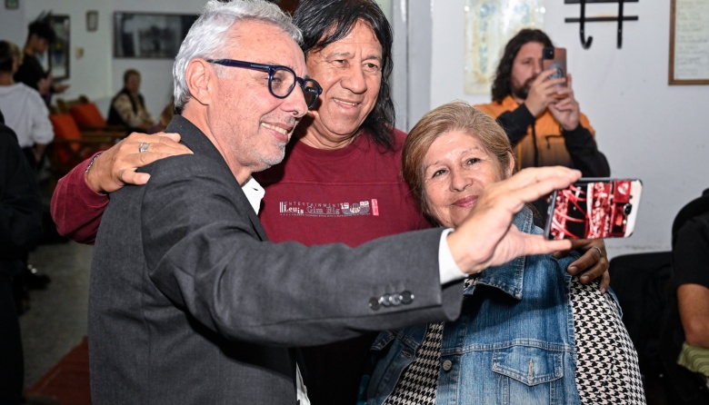En Tigre centro, Julio Zamora acompañó el comienzo del ciclo la Peña de Noche 2024